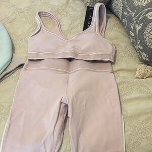 NWT Aritzia workout set
